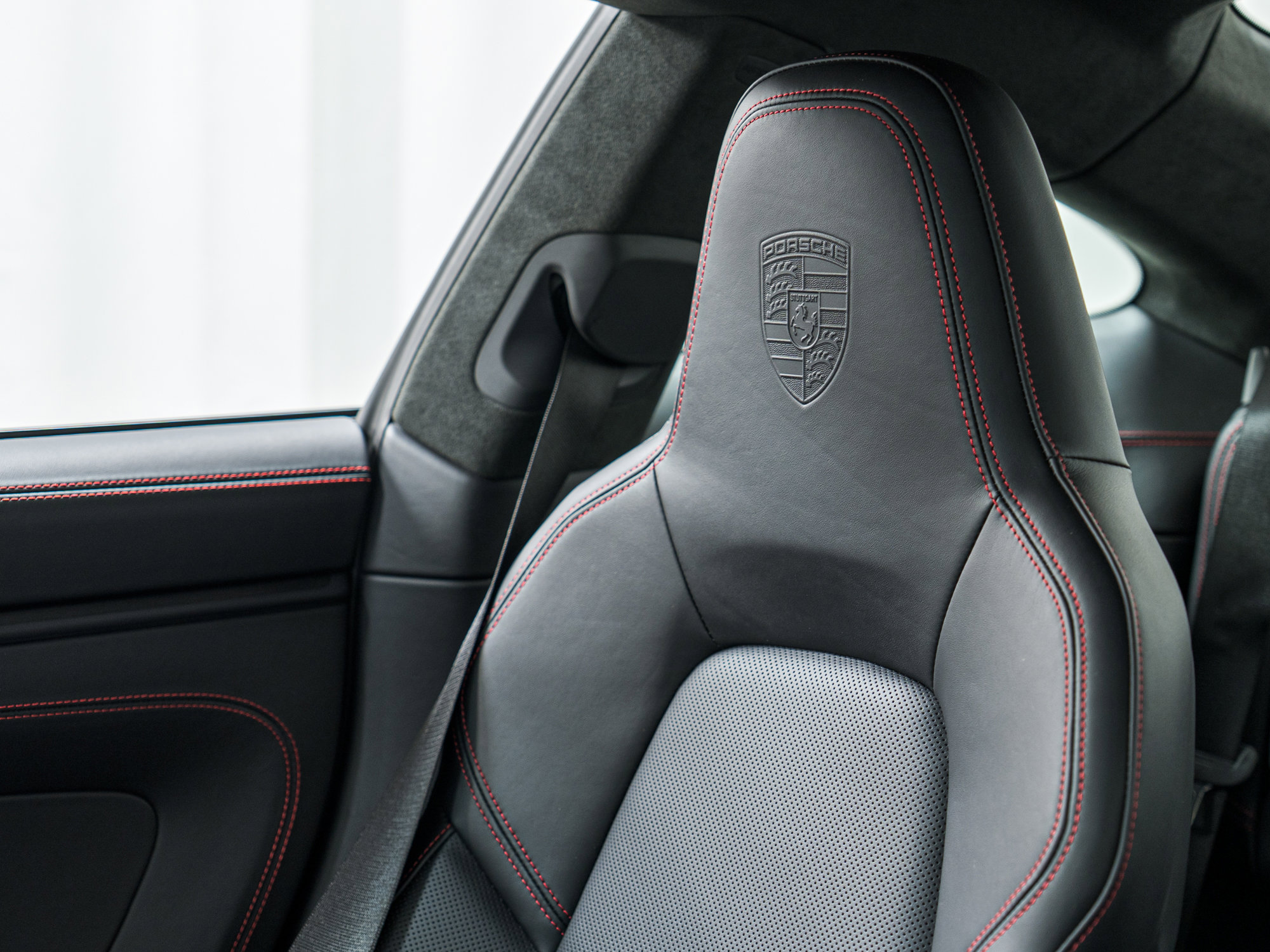 Certified 2024 Porsche 911 Carrera GTS image 19