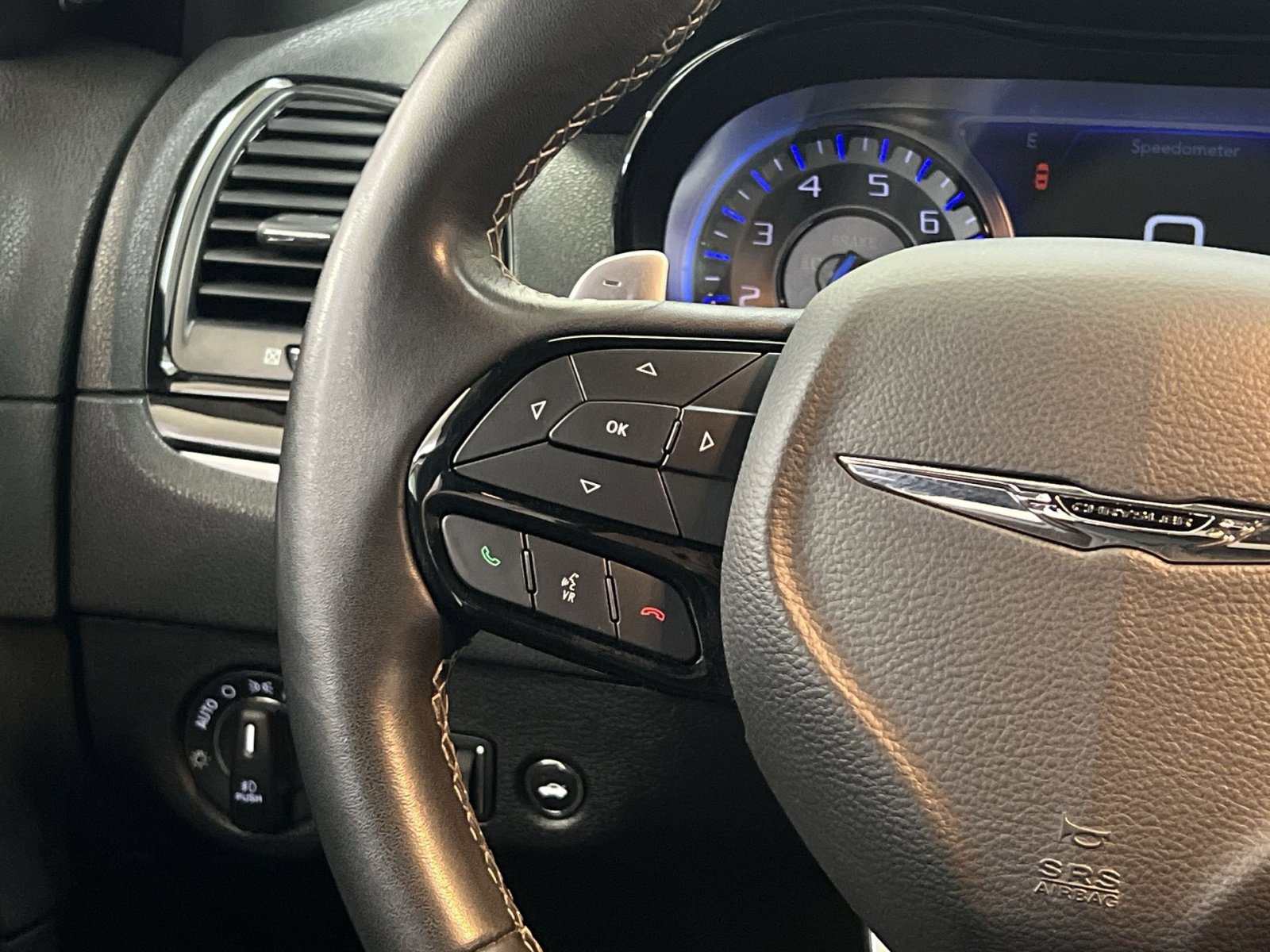 Used 2019 Chrysler 300 S w/ 300S Premium Group image 34