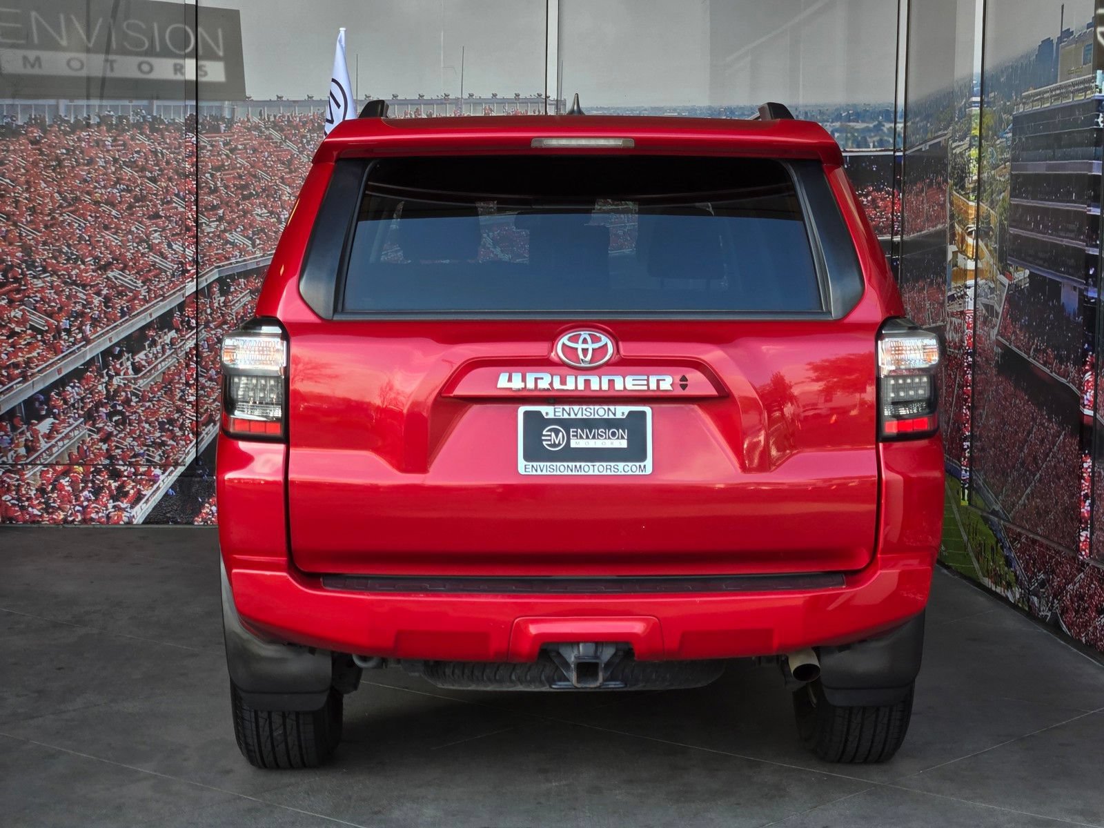 Certified 2021 Toyota 4Runner SR5 AWD/4WD image 7