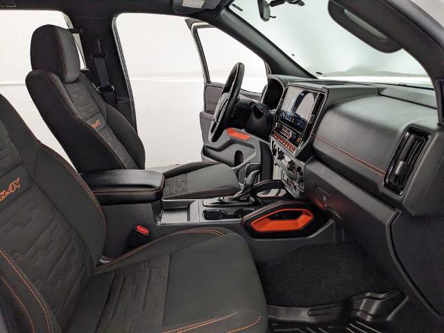 Used 2025 Nissan Frontier PRO-4X AWD/4WD image 21