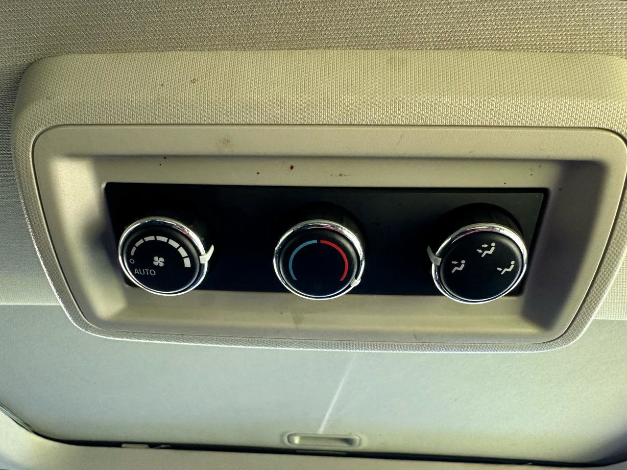 Used 2019 Dodge Journey GT w/ Nav & Sun Group AWD/4WD image 41