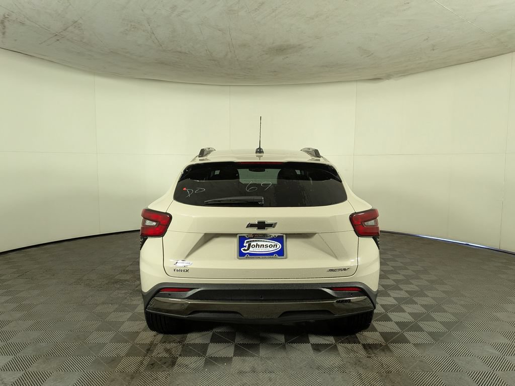 New 2026 Chevrolet Trax ACTIV w/ Driver Confidence Package FWD image 8