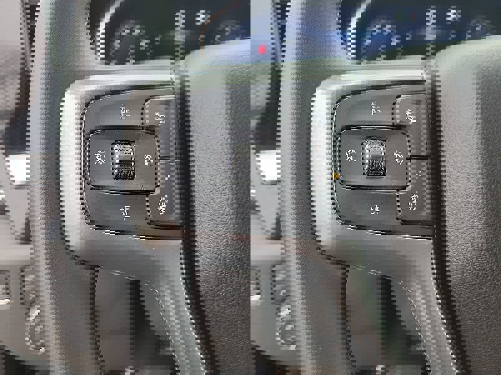 Used 2023 Chevrolet Silverado 1500 LT image 22