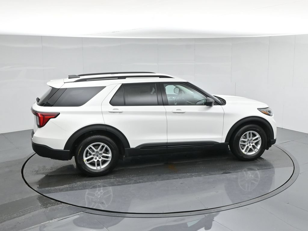New 2026 Ford Explorer Active RWD image 43