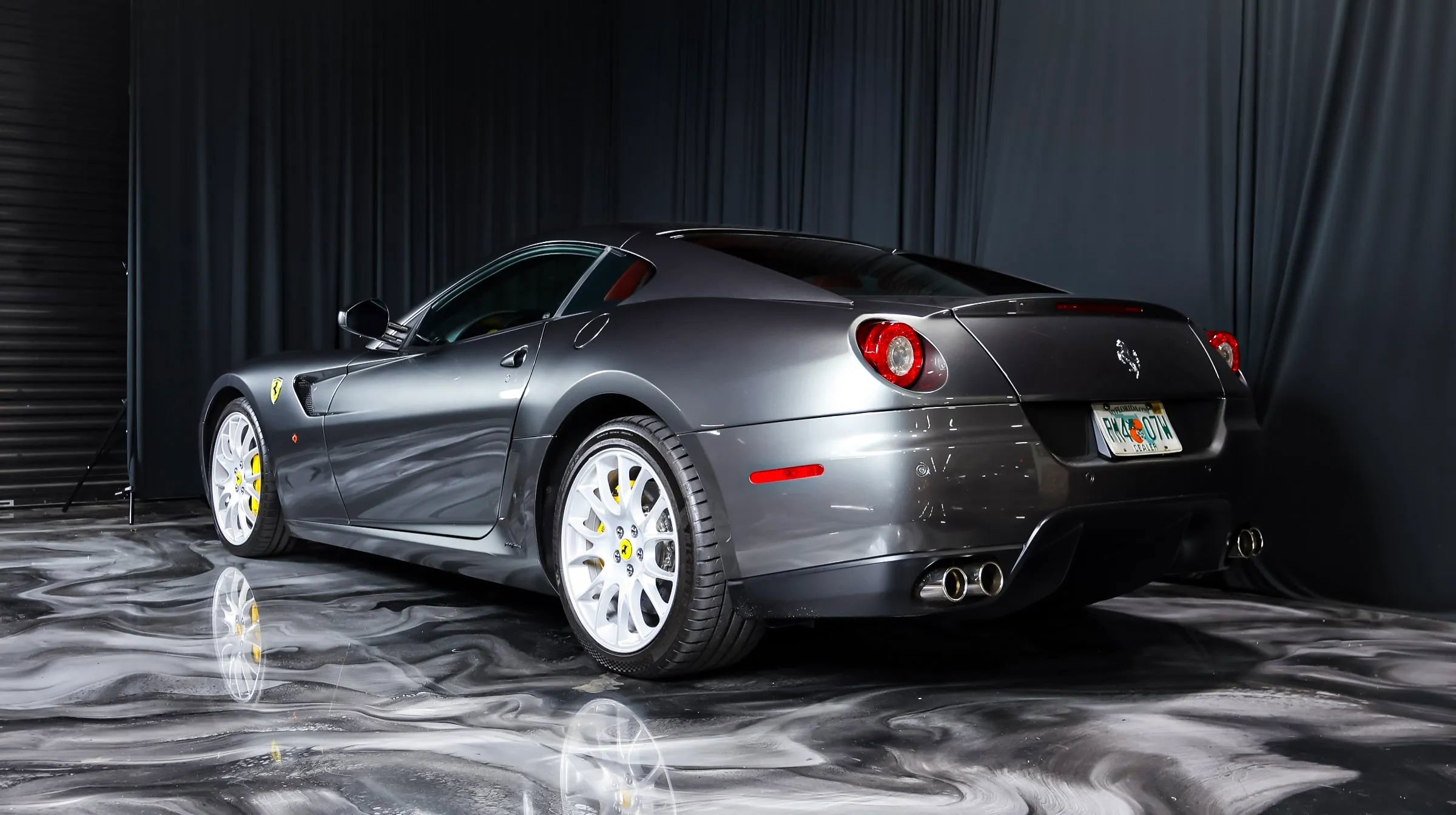 Used 2008 Ferrari 599 GTB Fiorano RWD image 12