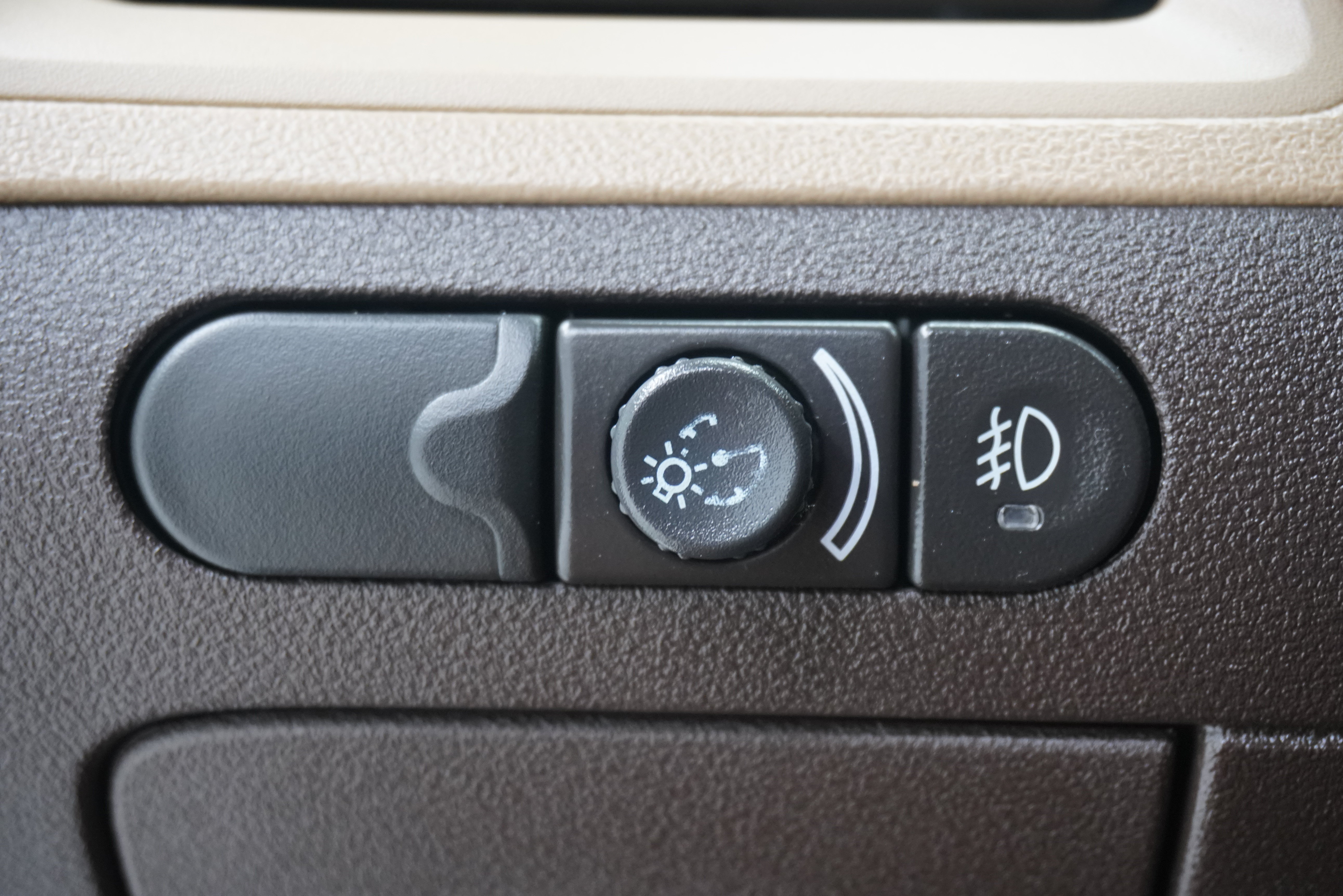 Used 2012 Chevrolet Malibu LTZ FWD image 23