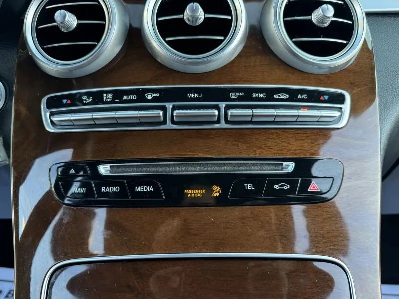 Used 2017 Mercedes-Benz GLC 300 image 32