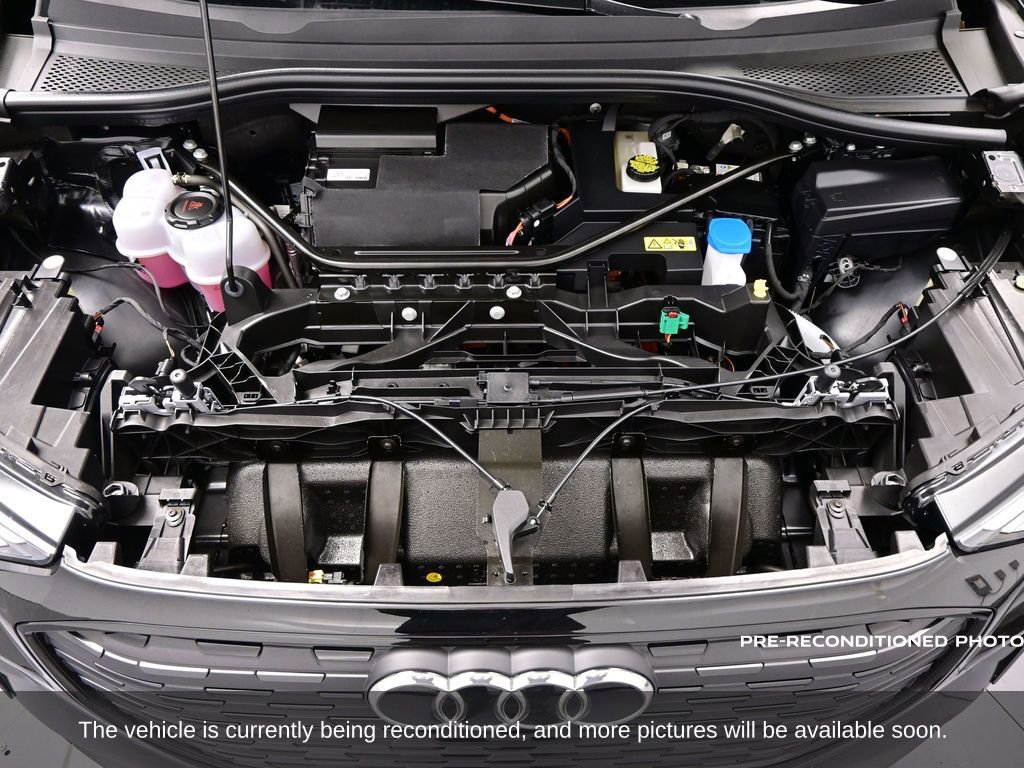 Used 2024 Audi Q4 e-tron Premium Plus w/ Premium Plus image 41