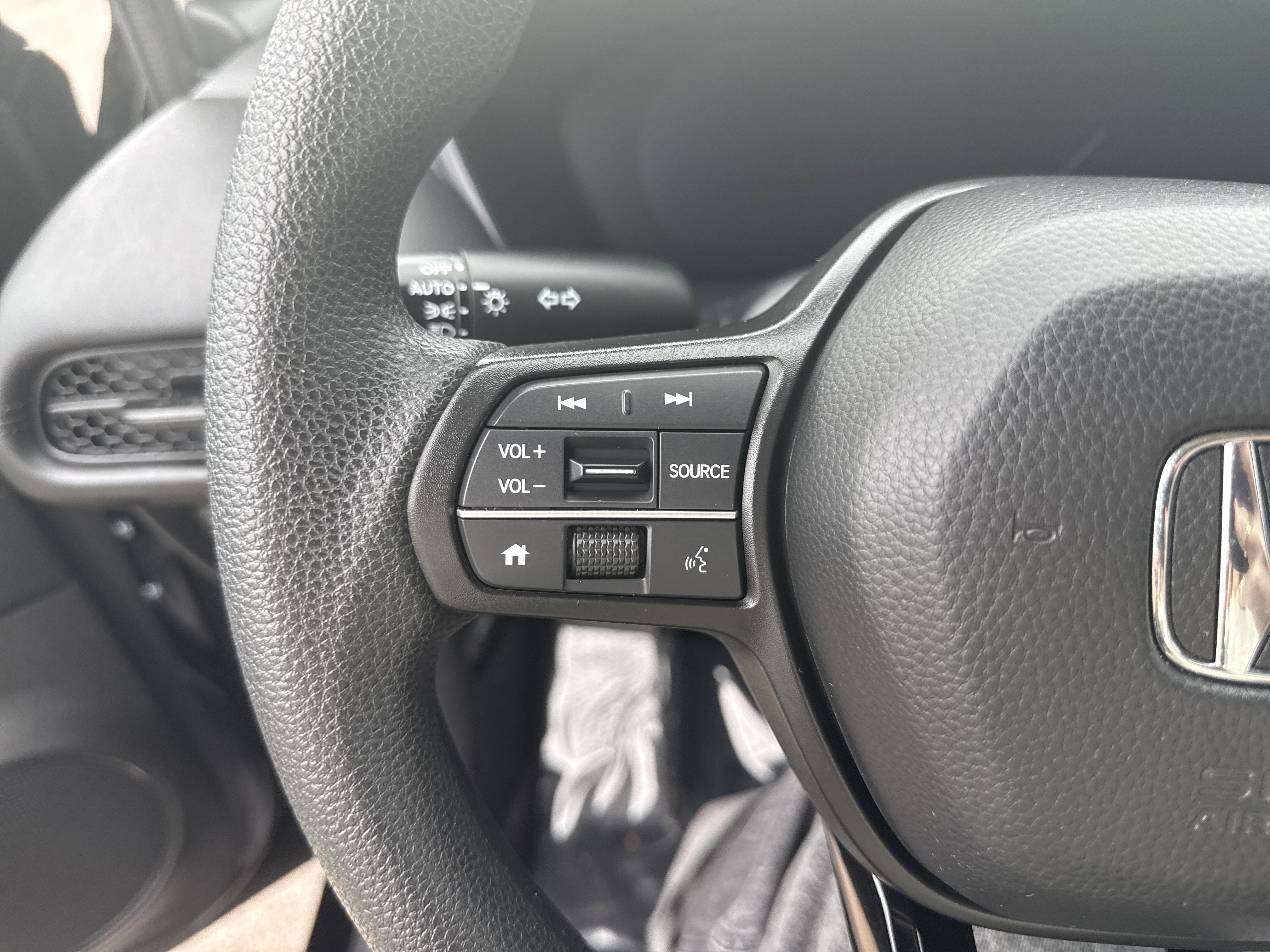 Certified 2023 Honda HR-V LX image 20