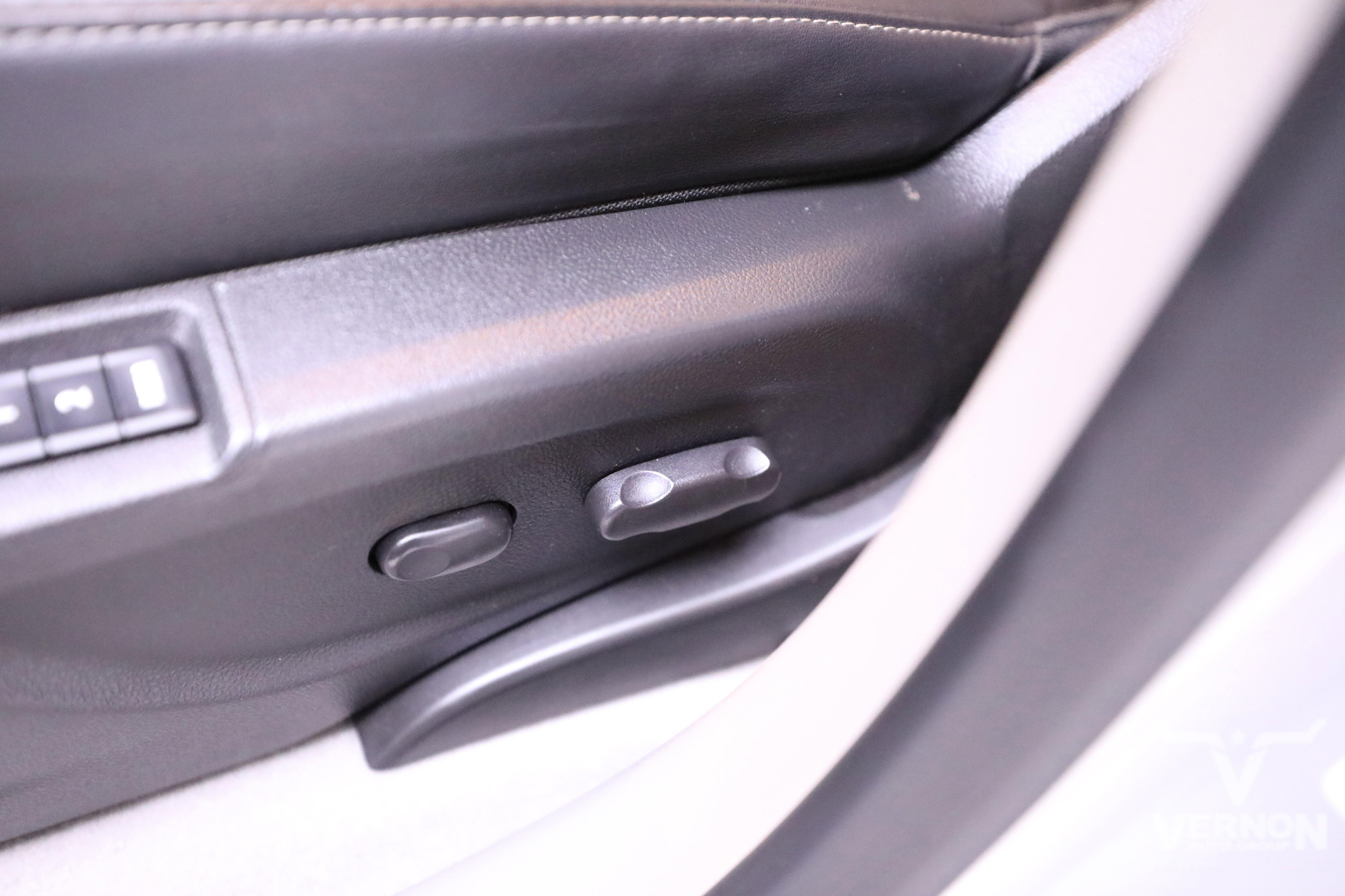 Used 2016 Buick Encore Leather image 16