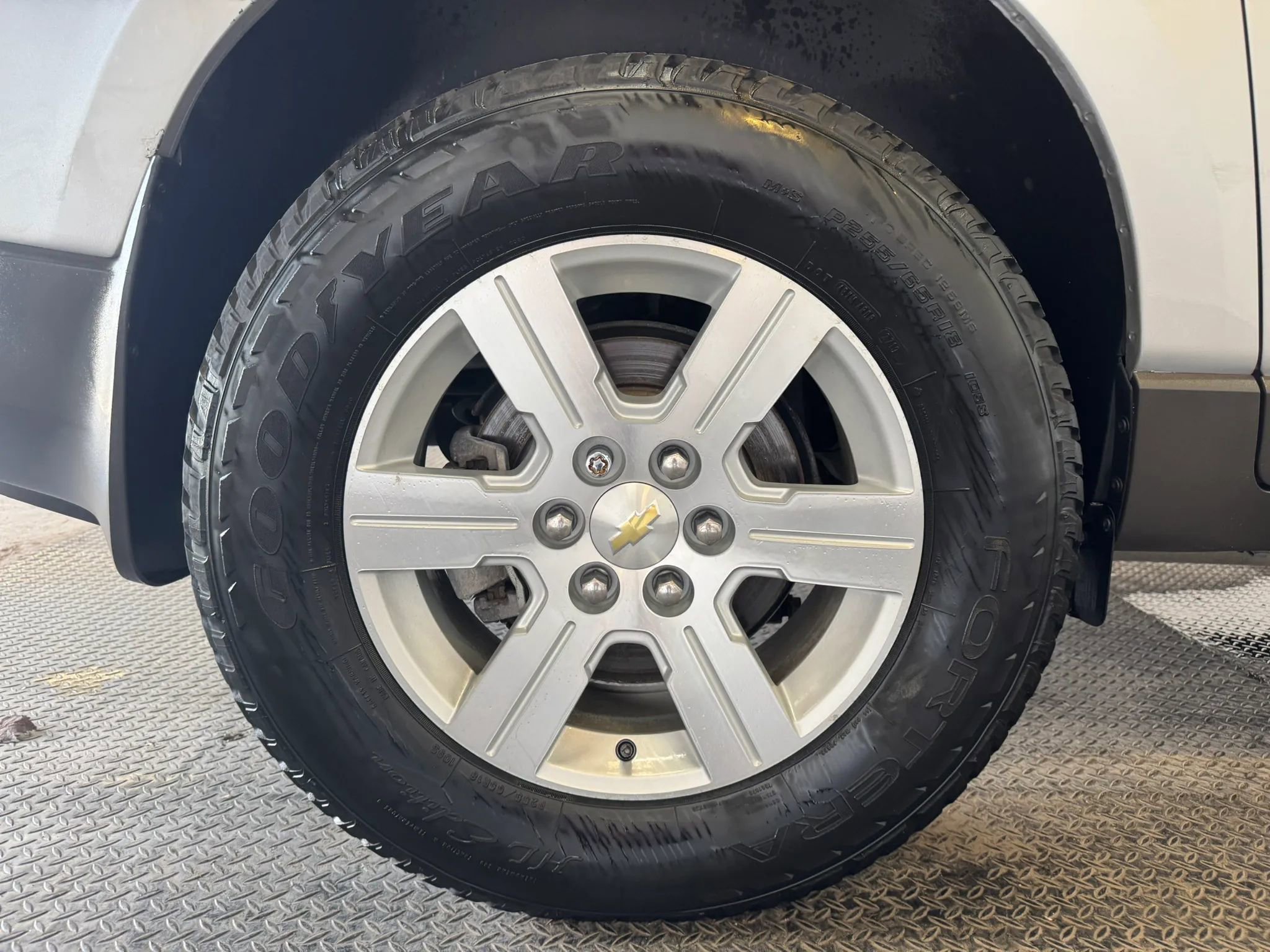 Used 2010 Chevrolet Traverse LT w/ Personal Connectivity Package FWD image 32