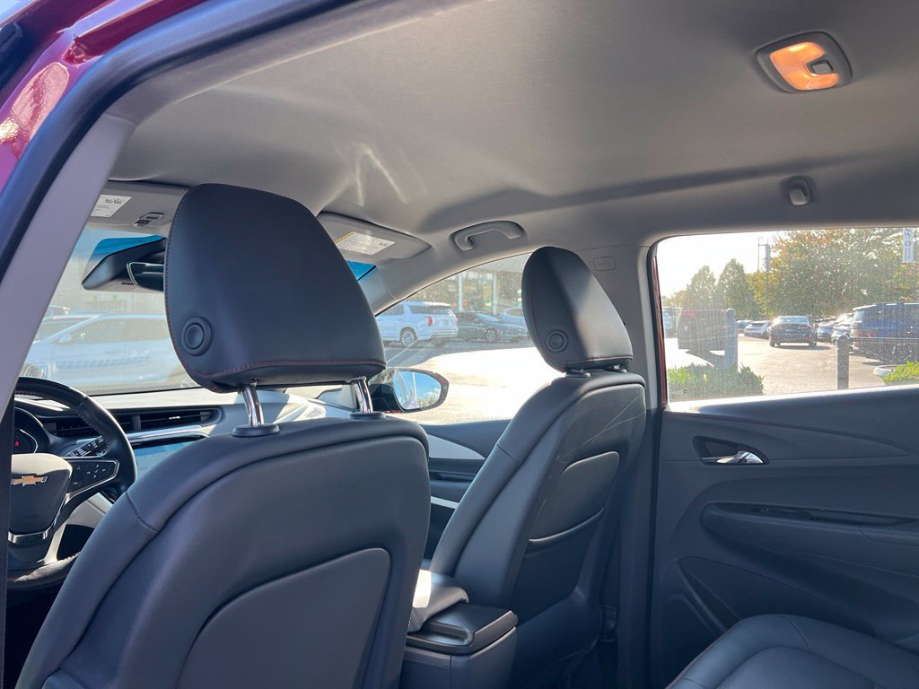 Used 2021 Chevrolet Bolt Premier w/ Infotainment Package FWD image 13