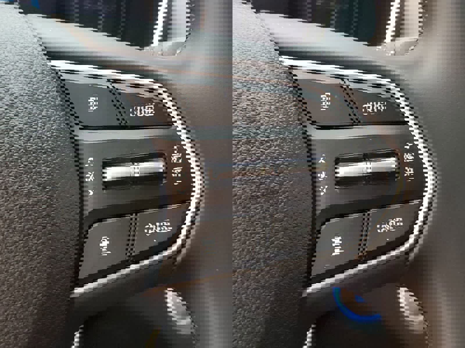 Used 2019 Hyundai Santa Fe Limited image 13