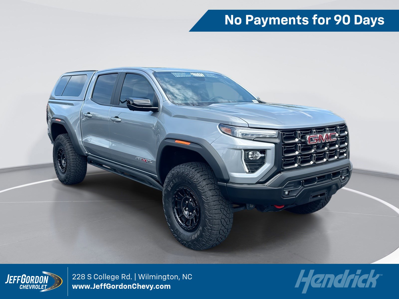 Used 2024 GMC Canyon AT4X w/ AT4X AEV Edition AWD/4WD image 1