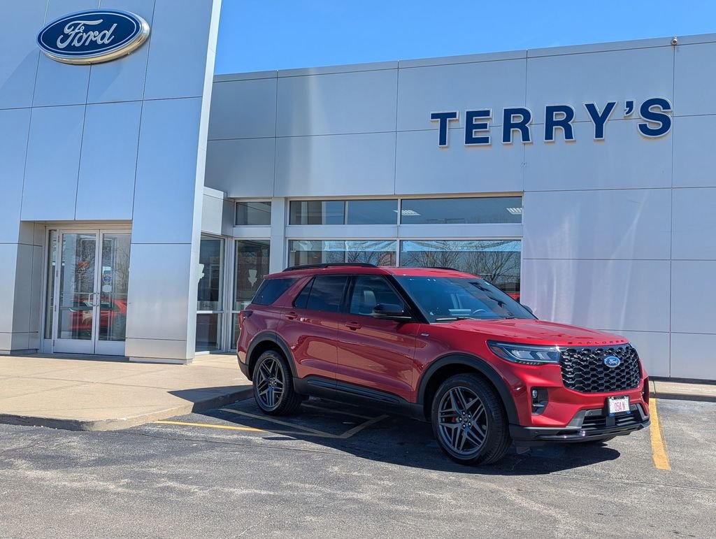 Used 2025 Ford Explorer ST-Line w/ Premium Package