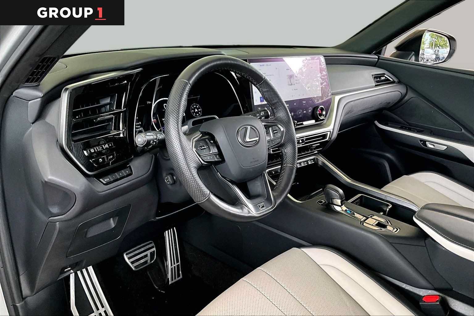 Used 2024 Lexus TX 500h AWD w/ Technology Package image 17