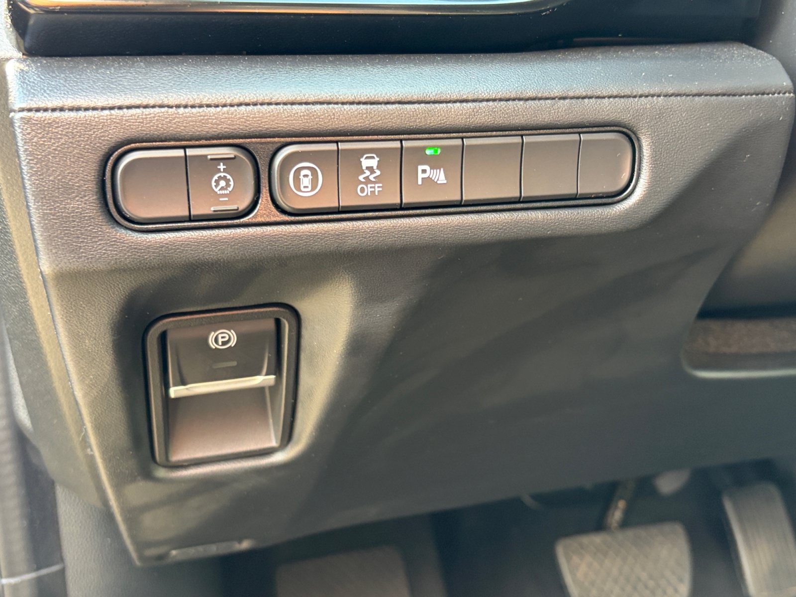 Used 2023 Acura MDX SH-AWD w/ Technology Package image 17