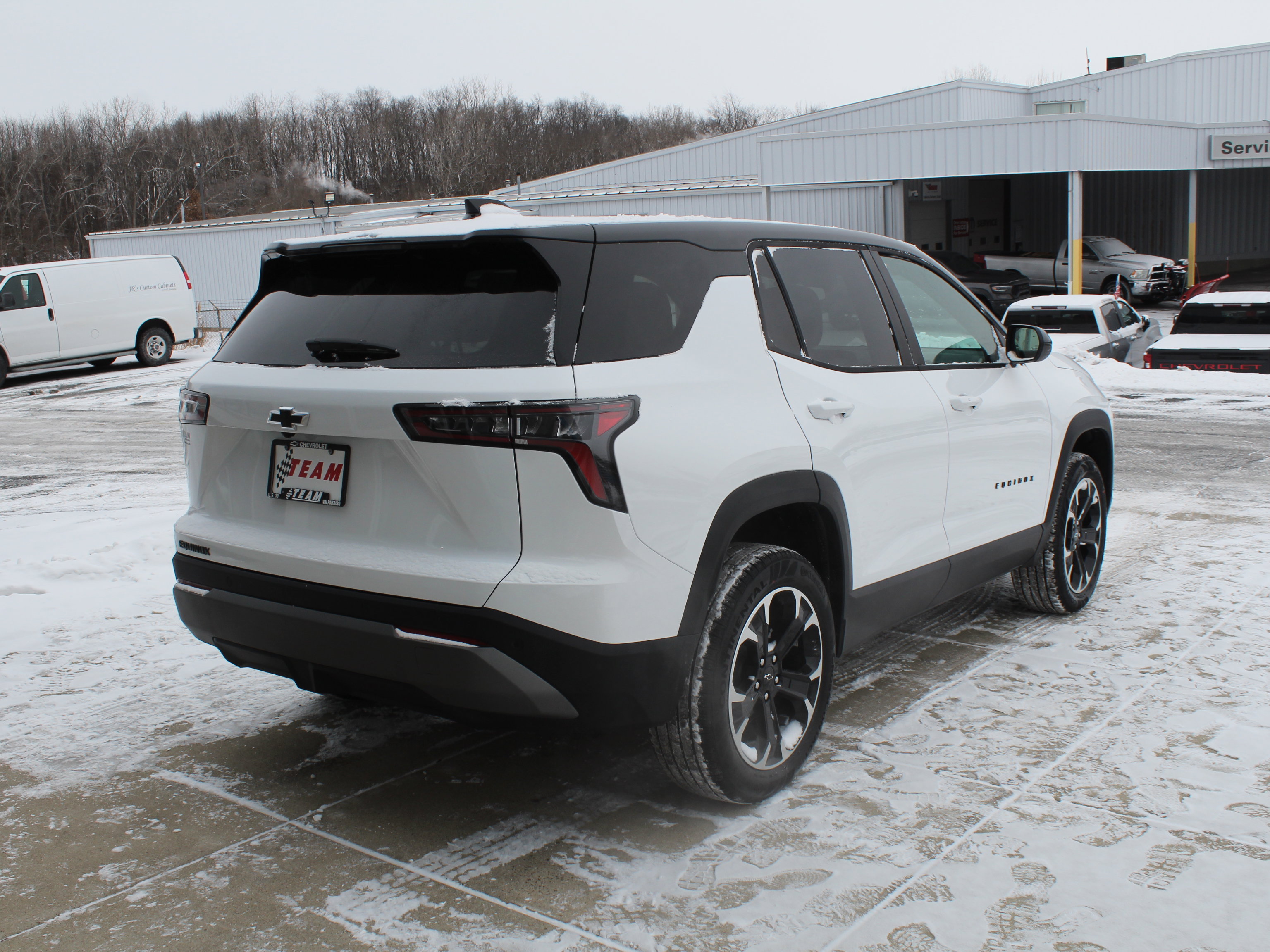New 2026 Chevrolet Equinox LT image 4