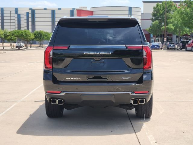 Used 2026 GMC Yukon Denali Ultimate w/ LPO, Floor Liner Package AWD/4WD image 6