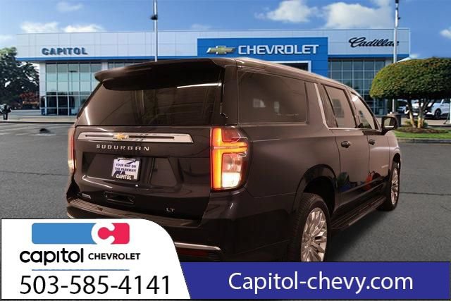 Used 2024 Chevrolet Suburban LT w/ Luxury Package AWD/4WD image 3
