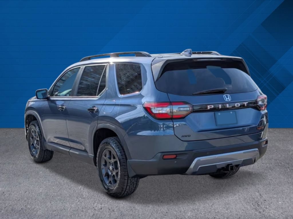 New 2026 Honda Pilot TrailSport image 6