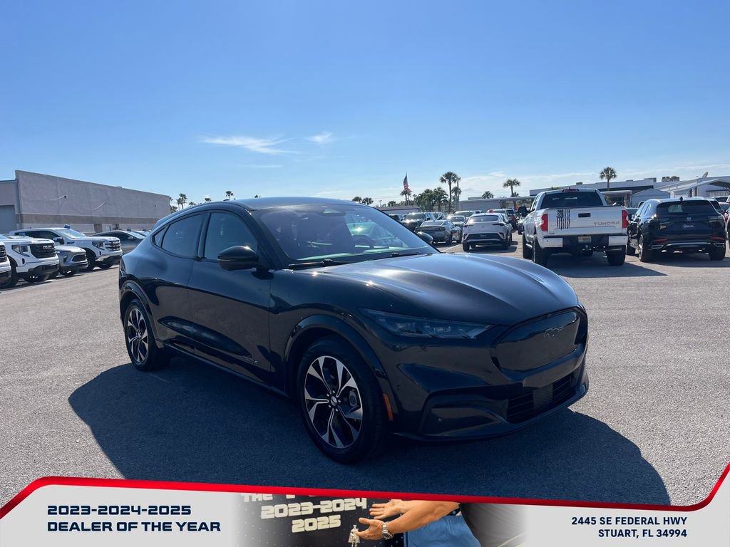 Used 2022 Ford Mustang Mach-E Premium image 2