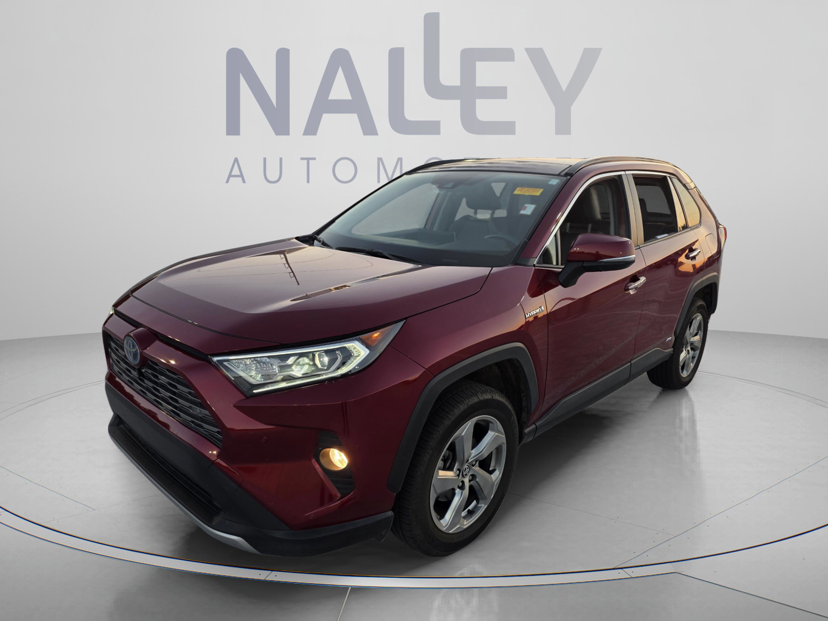 Used 2020 Toyota RAV4 Limited AWD/4WD image 1