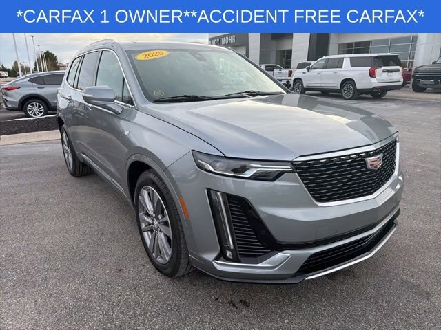 Used 2025 Cadillac XT6 Premium Luxury image 14