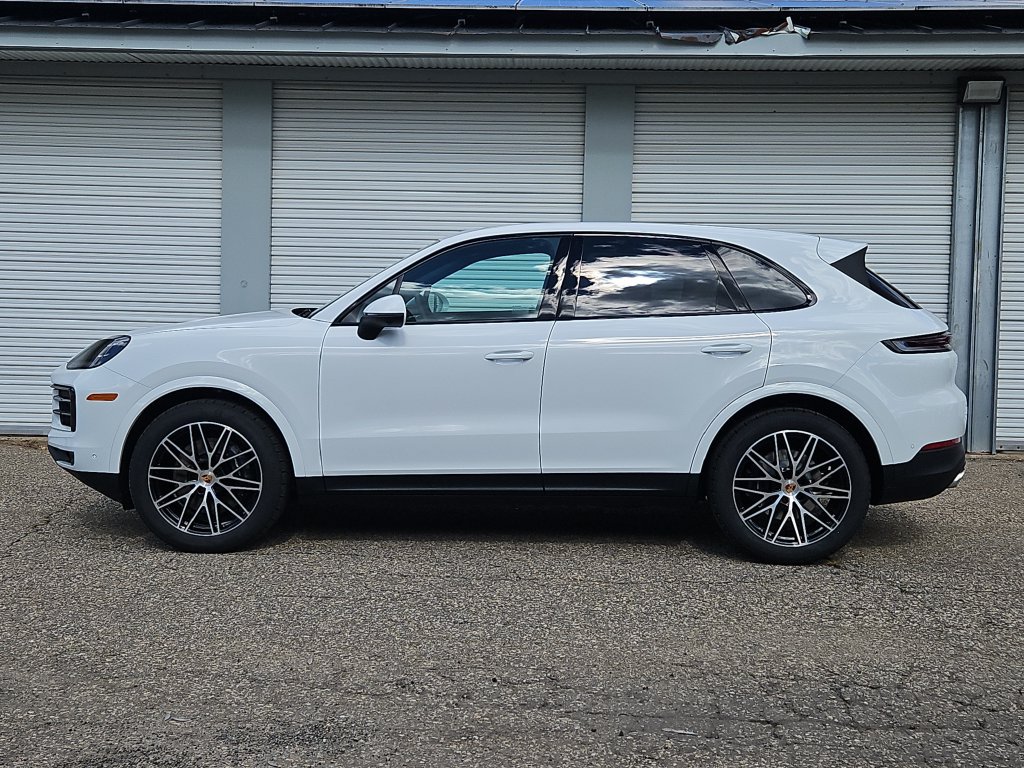 New 2026 Porsche Cayenne AWD/4WD image 2