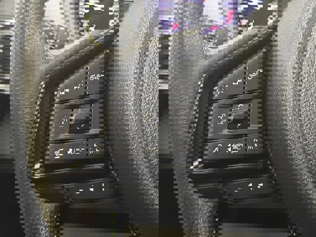 Used 2025 Subaru Outback Onyx Edition image 34