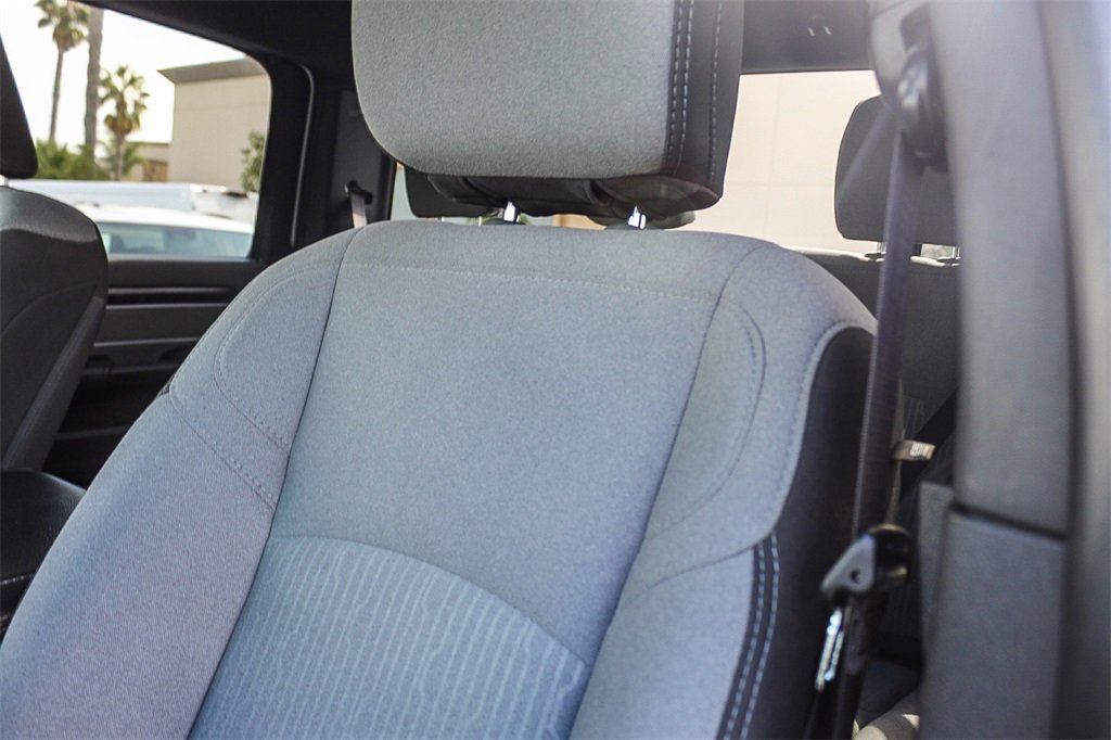 Used 2023 RAM 2500 Big Horn w/ Cold Weather Group image 25