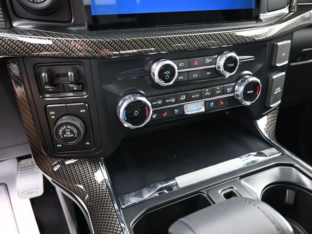 New 2025 Ford F150 Lariat w/ Equipment Group 502A High image 23