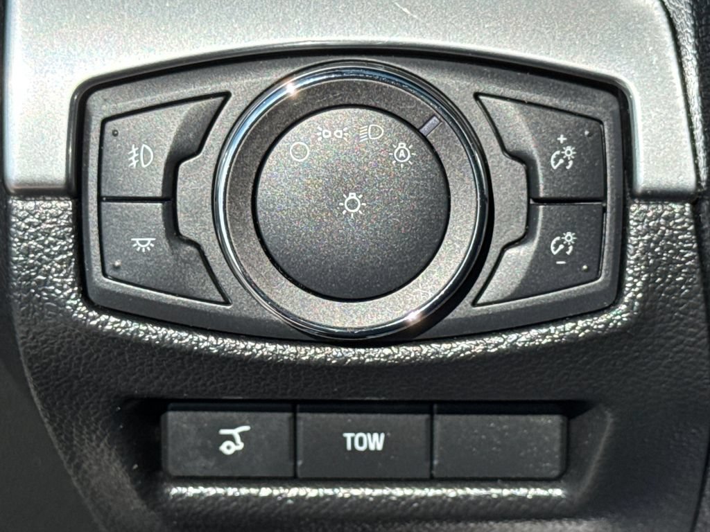 Used 2019 Ford Explorer Sport w/ Equipment Group 401A AWD/4WD image 35