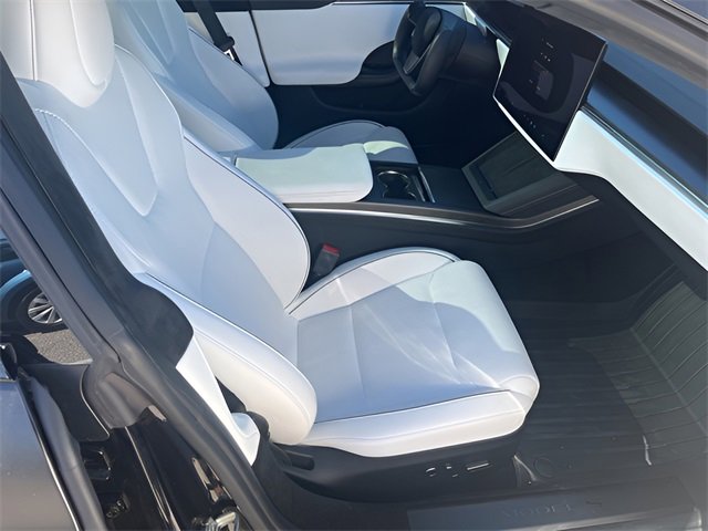 Used 2023 Tesla Model S Plaid image 14