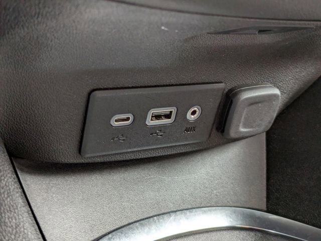 Used 2023 Chevrolet Malibu LT image 24