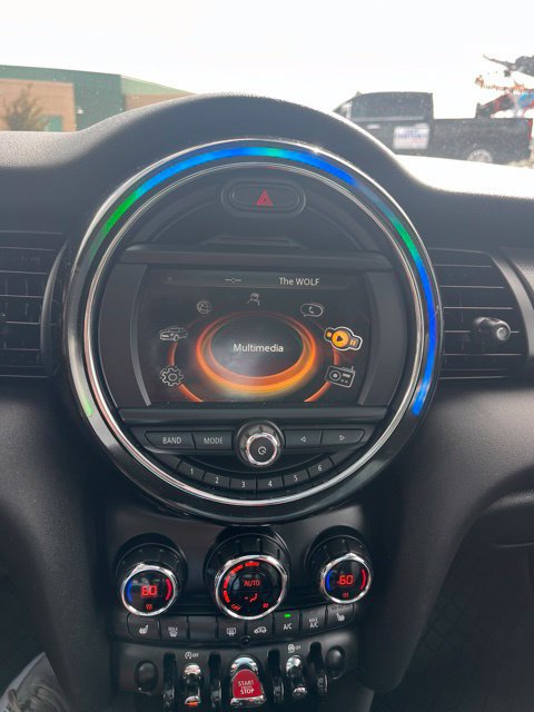 Used 2018 MINI Cooper 4-Door Hardtop FWD image 37