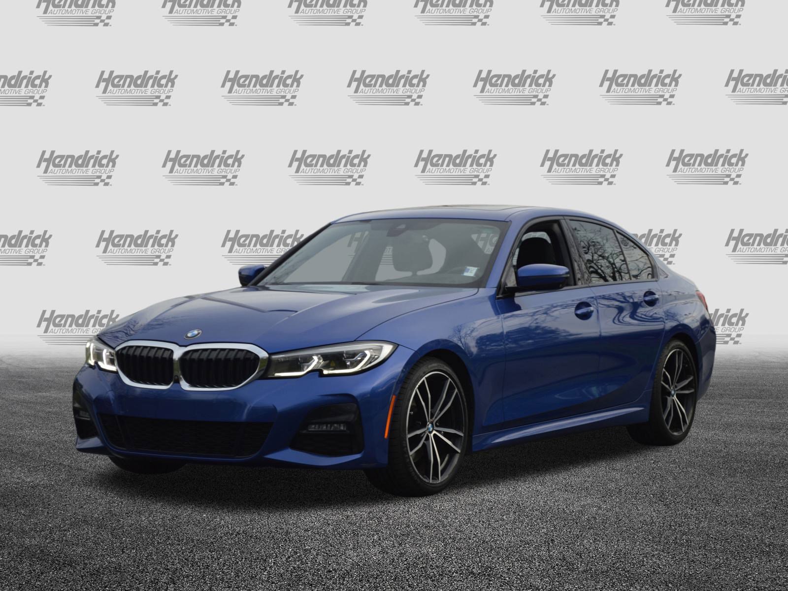 Used 2019 BMW 330i Sedan w/ M Sport Package image 7