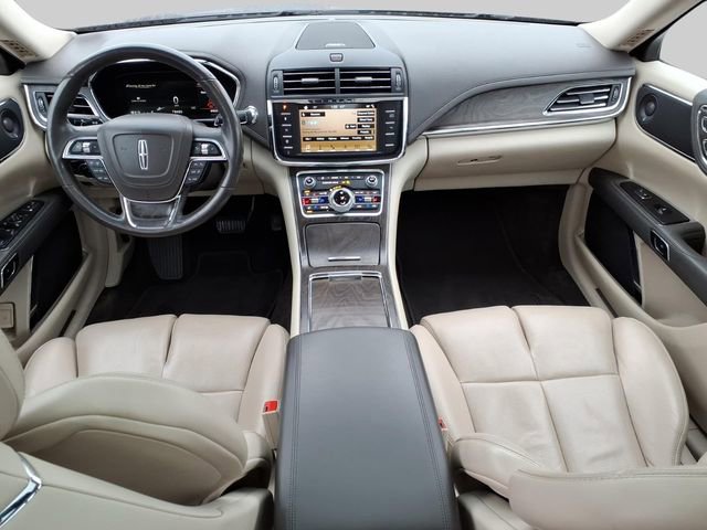 Used 2017 Lincoln Continental Reserve w/ Climate Package image 8