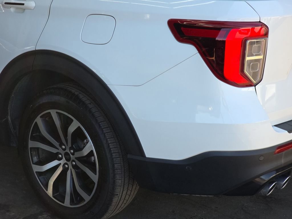 Used 2020 Ford Explorer ST image 33