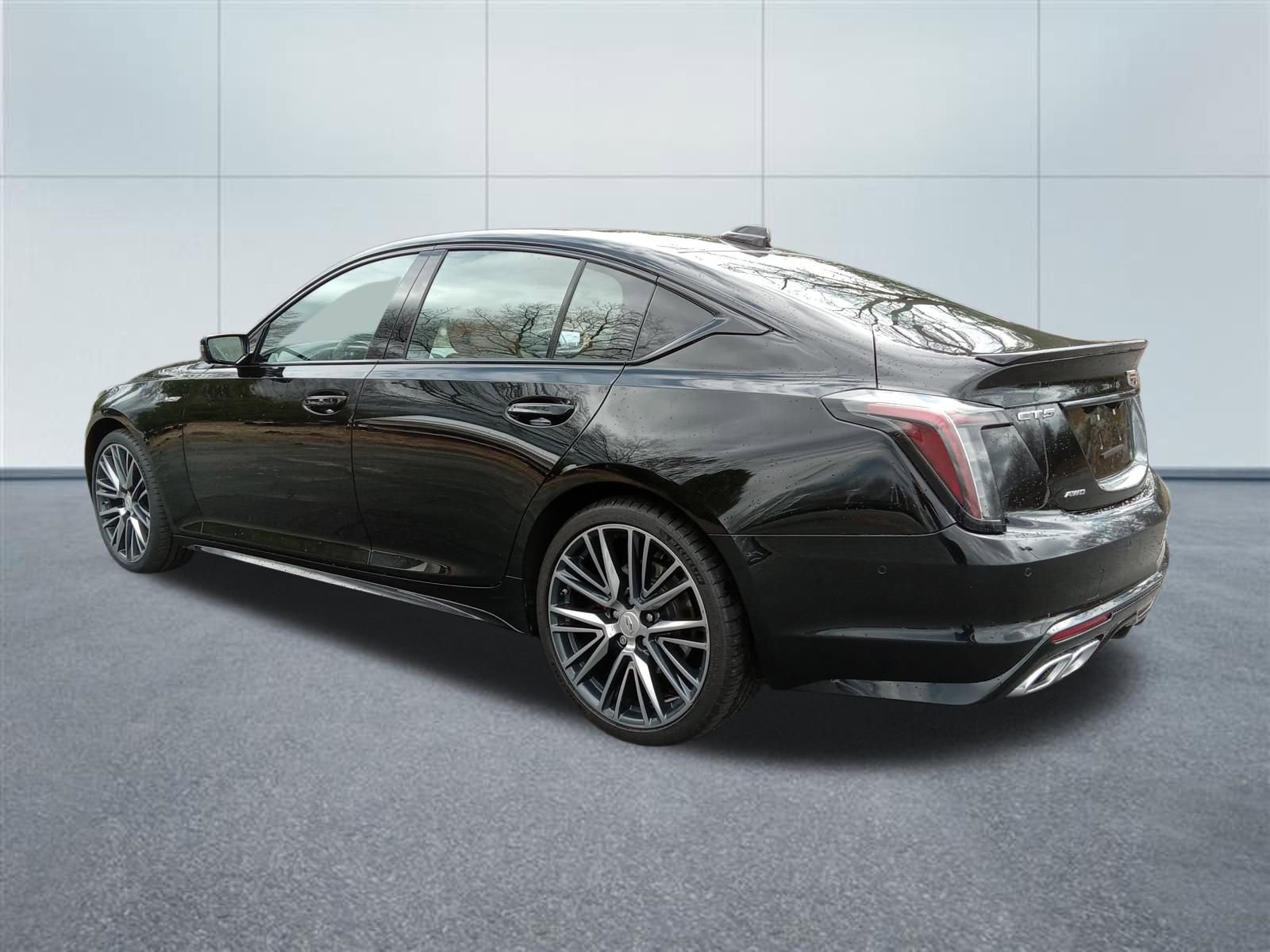 Used 2021 Cadillac CT5 V w/ Platinum Package image 3