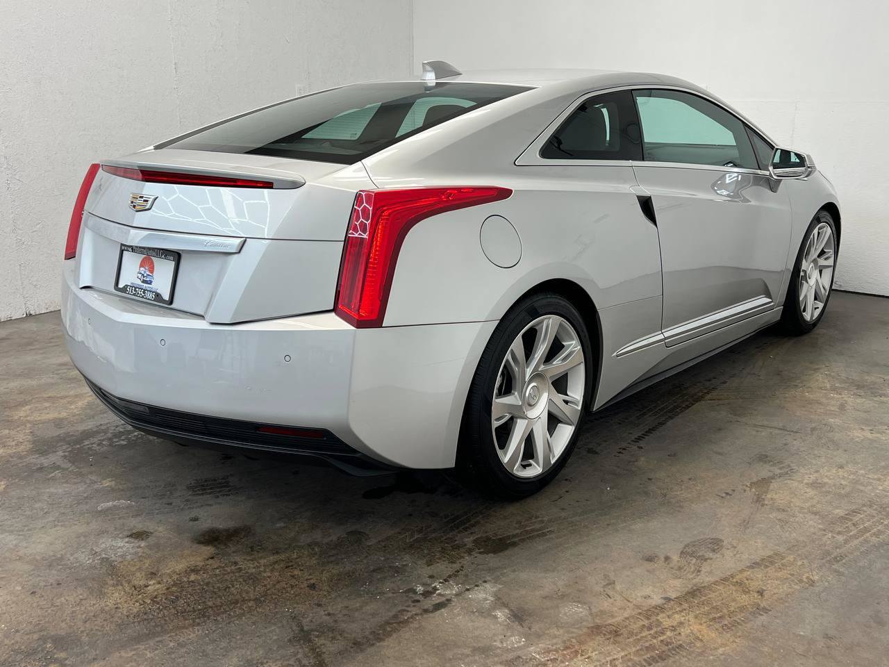 Used 2016 Cadillac ELR FWD image 4