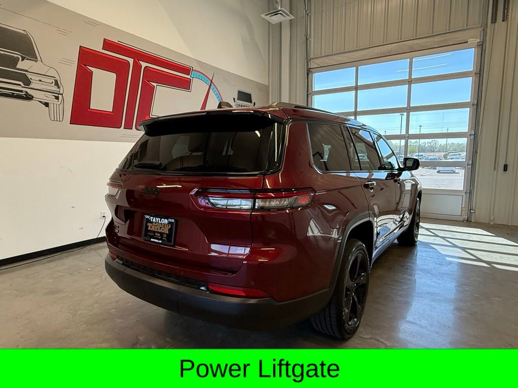 Used 2024 Jeep Grand Cherokee L Altitude AWD/4WD image 7