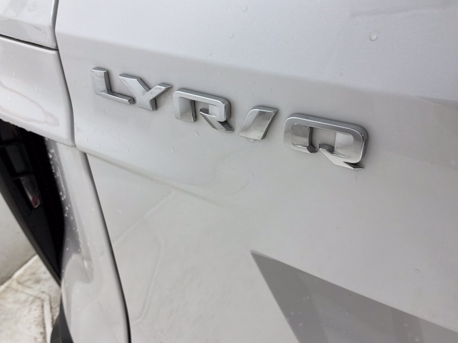 Used 2024 Cadillac Lyriq Sport AWD/4WD image 11