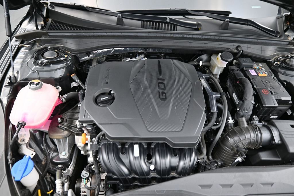 Used 2025 Kia K5 LXS FWD image 16
