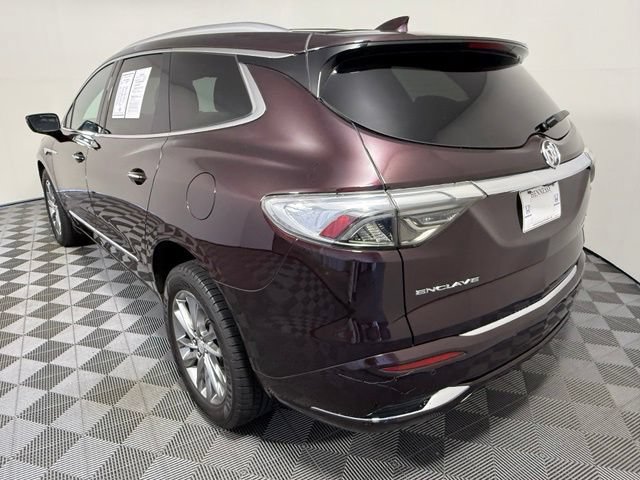 Used 2022 Buick Enclave Avenir FWD image 4