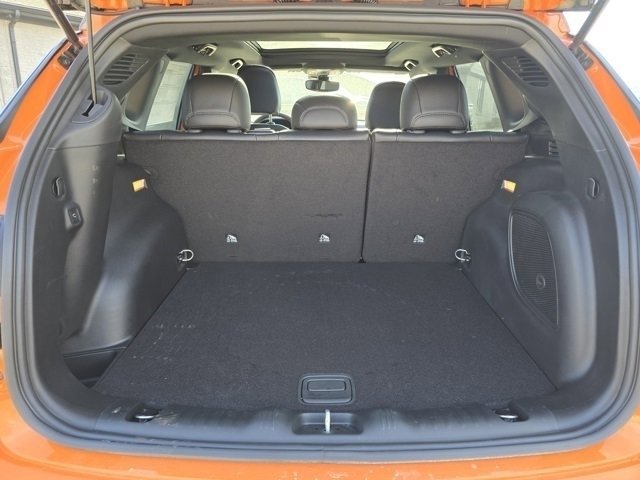 Used 2026 Jeep Compass Trailhawk w/ Sun, Sound & Navigation Group AWD/4WD image 33