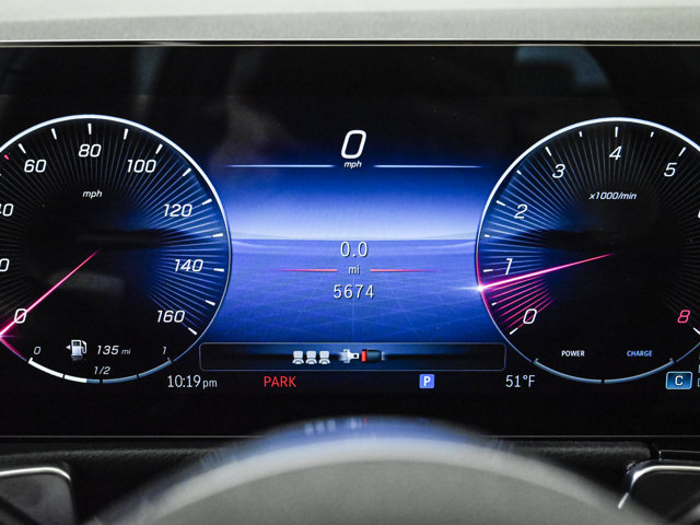 Used 2026 Mercedes-Benz GLB 250 4MATIC image 11