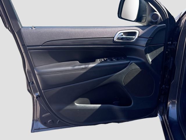 Used 2021 Jeep Grand Cherokee Laredo X image 20