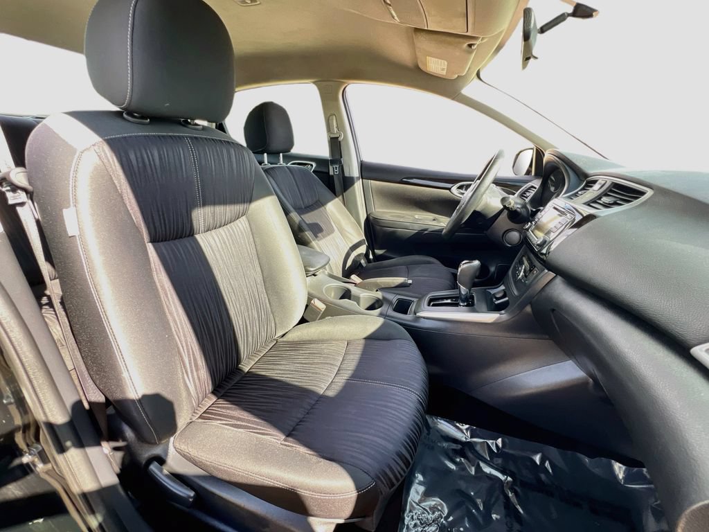 Used 2018 Nissan Sentra SV FWD image 25
