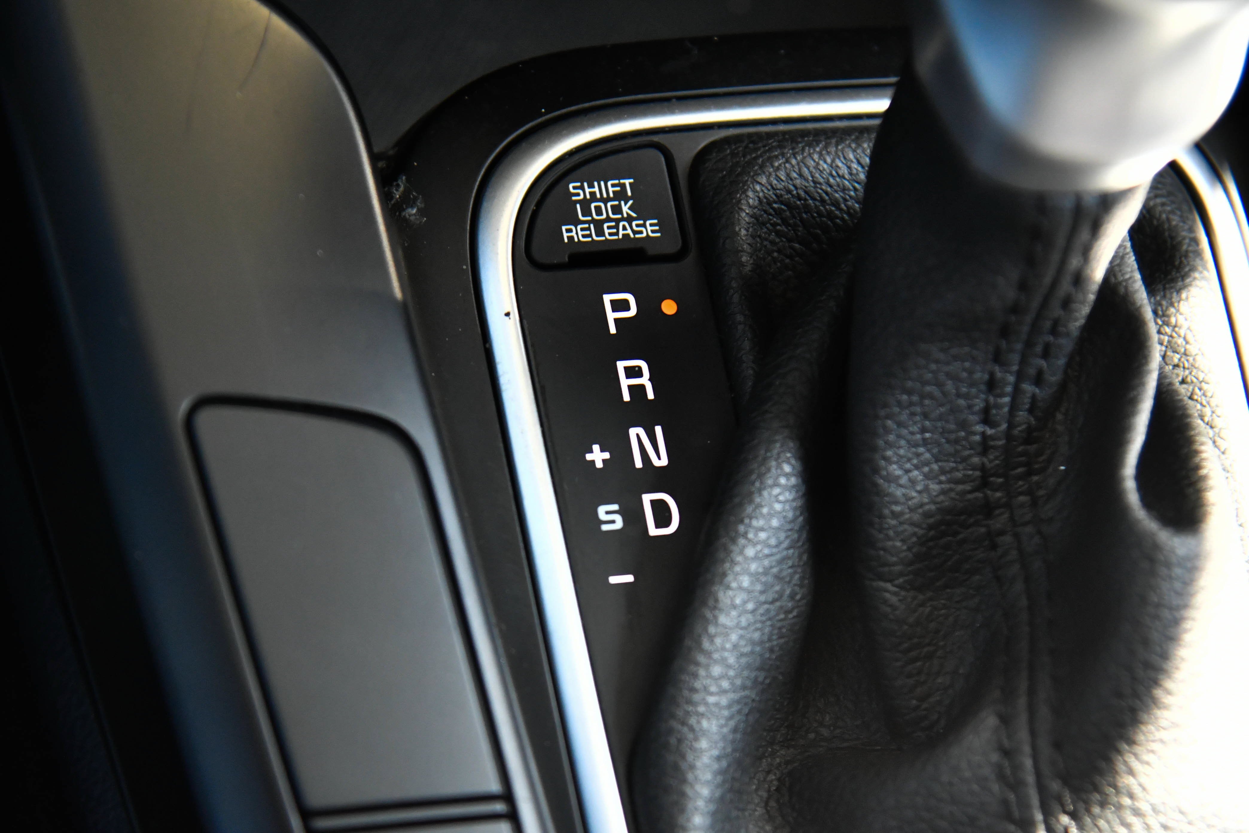 Used 2024 Kia Soul LX w/ Option Group 015 FWD image 22